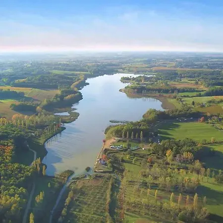 아파트 Spacieux T2bis Avec Balcon - Wifi Et Animaux Acceptes - Fr-1-841-51